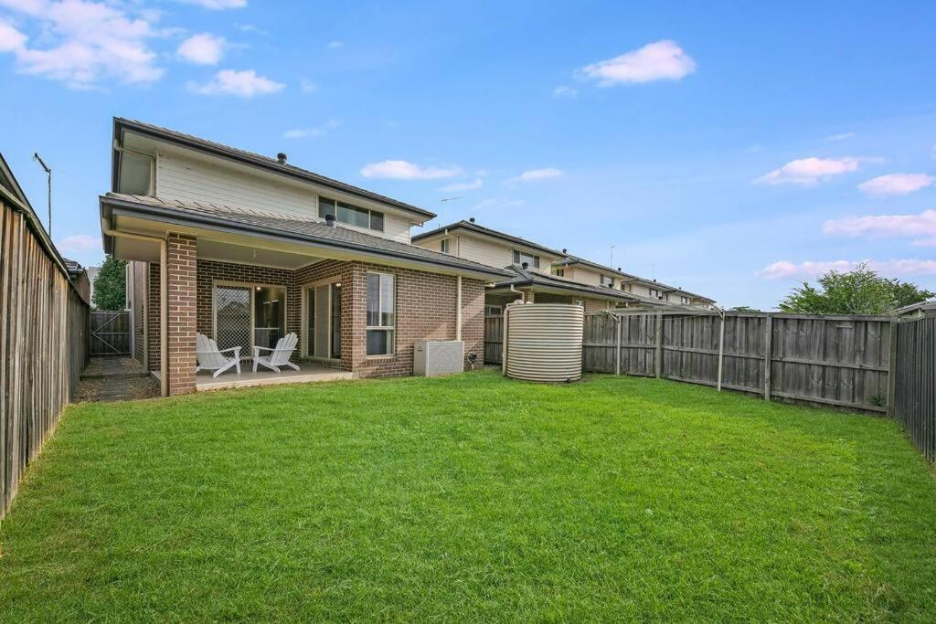 Convenient, Serene & Comfy Home Thornton Central Penrith Exterior photo